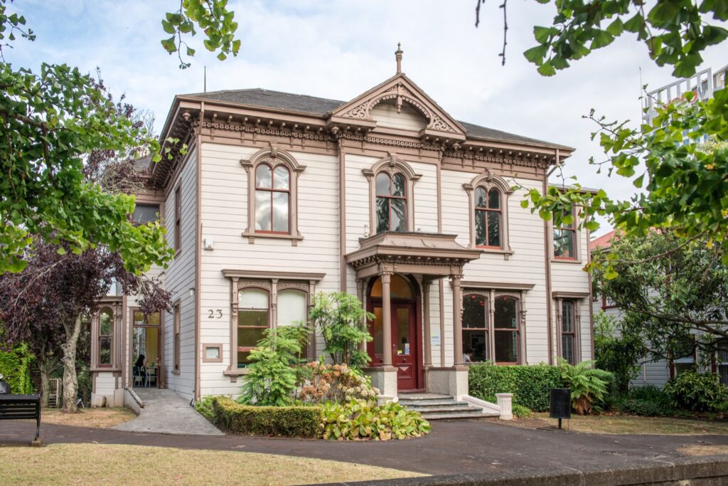 Languages International (オークランド)  
