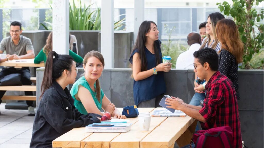 ELA: English Language Academy (オークランド)      